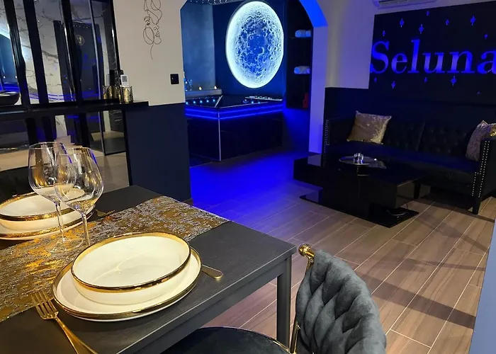 Seluna Love-room